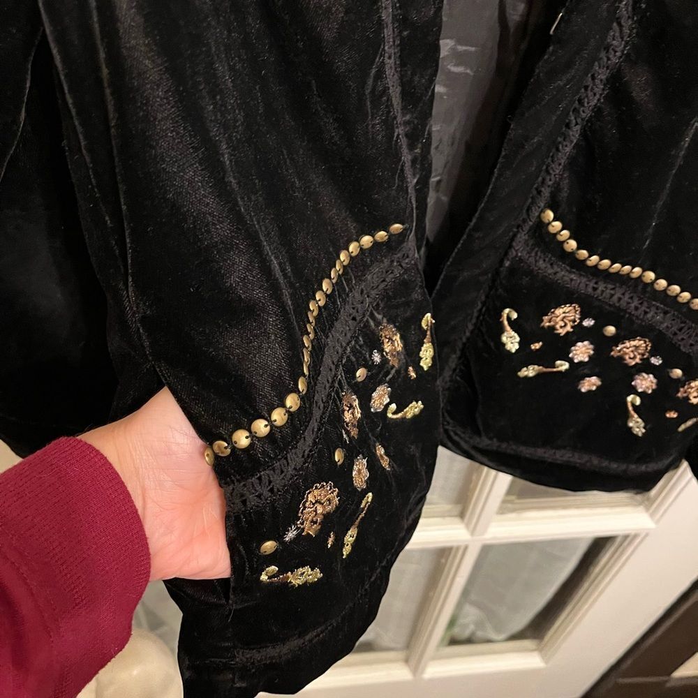 Vintage America  Blues Black Velvet Embellished Jacket - Picture 7 of 11